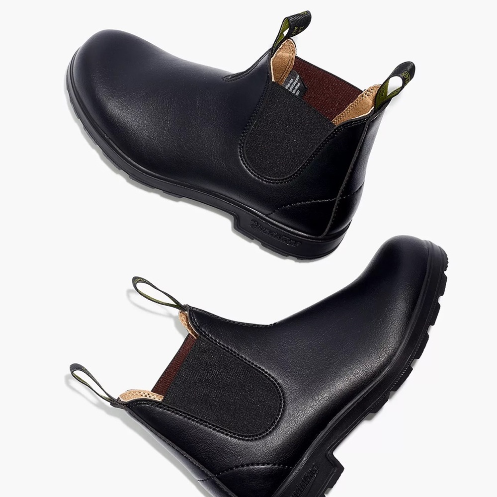 Blundstone Black Chelsea Slip-On Boots